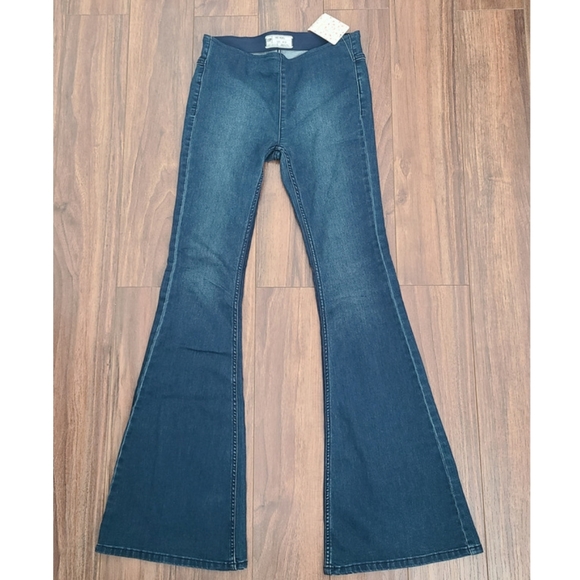 Free People Pants - Free people, Penny Pull-on Flare Jeans